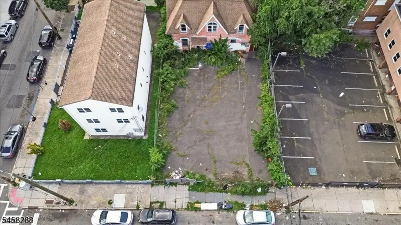168 Carroll St, Paterson, NJ 07501 - #3