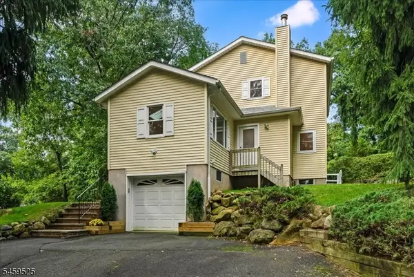 27 Seminole Ave, Rockaway Twp., NJ 07866