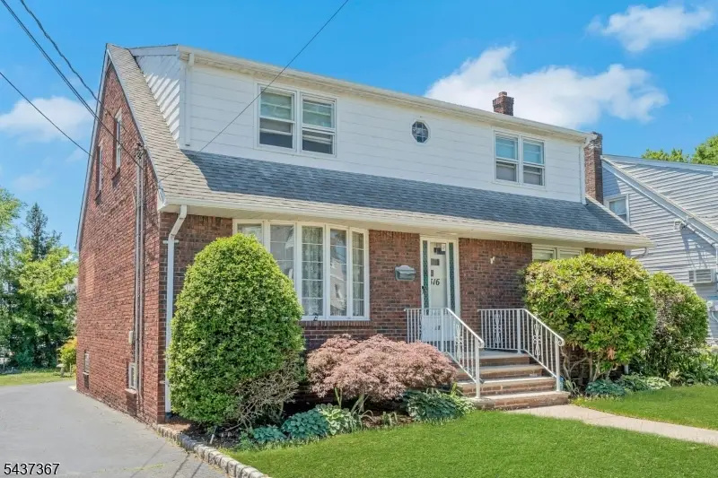 316 Sanford Ave, Lyndhurst, NJ 07071 - #2