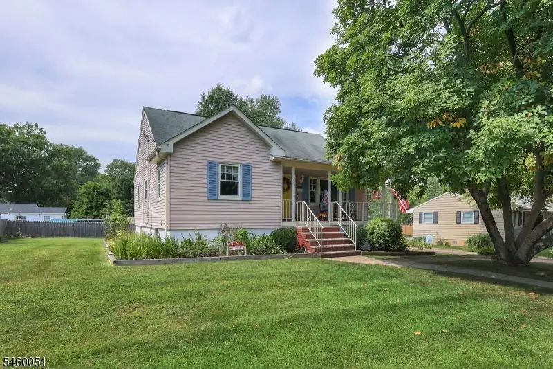 414 S Madison Ave, Dunellen, NJ 08812 - #1
