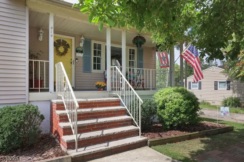 414 S Madison Ave, Dunellen, NJ 08812 - #3