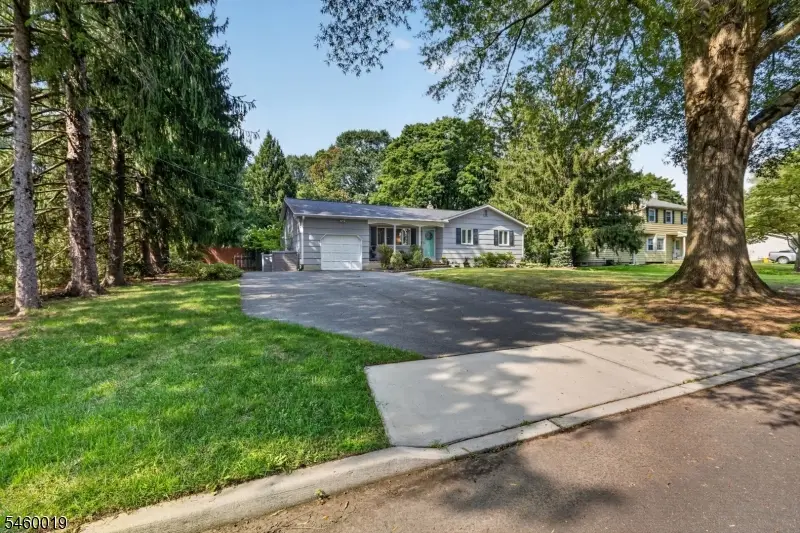 39 Piney Branch Rd, East Windsor, NJ 08512 - #2