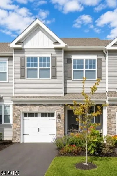 25 Chapel Ln, Wall, NJ 07719 - #2