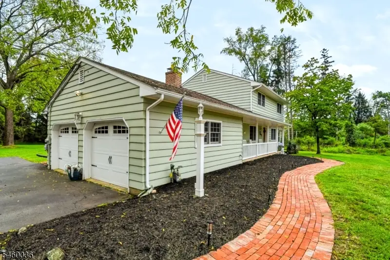 7 Pinewood Ct, Raritan, NJ 08822 - #3