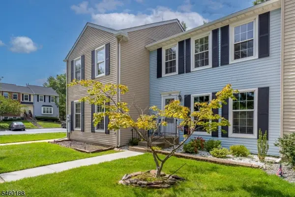 35 Byrnes Ln, Sayreville Boro, NJ 08872