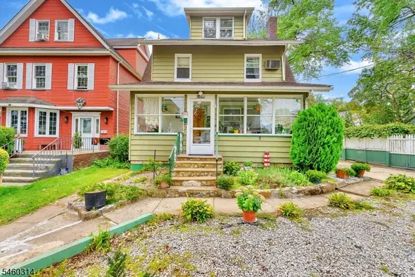 9 Halcyon Pl, Bloomfield Twp., NJ 07003