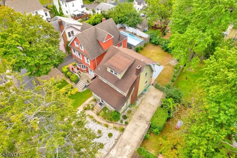 9 Halcyon Pl, Bloomfield, NJ 07003 - #3