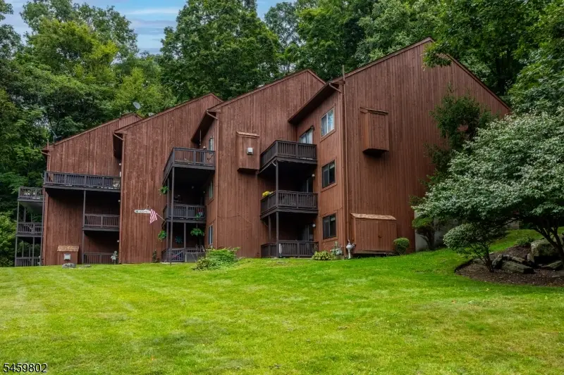 7 Augusta Dr #7, Vernon, NJ 07462 - #1