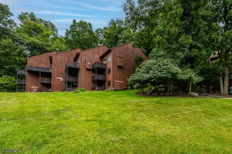 7 Augusta Dr #7, Vernon, NJ 07462 - #2