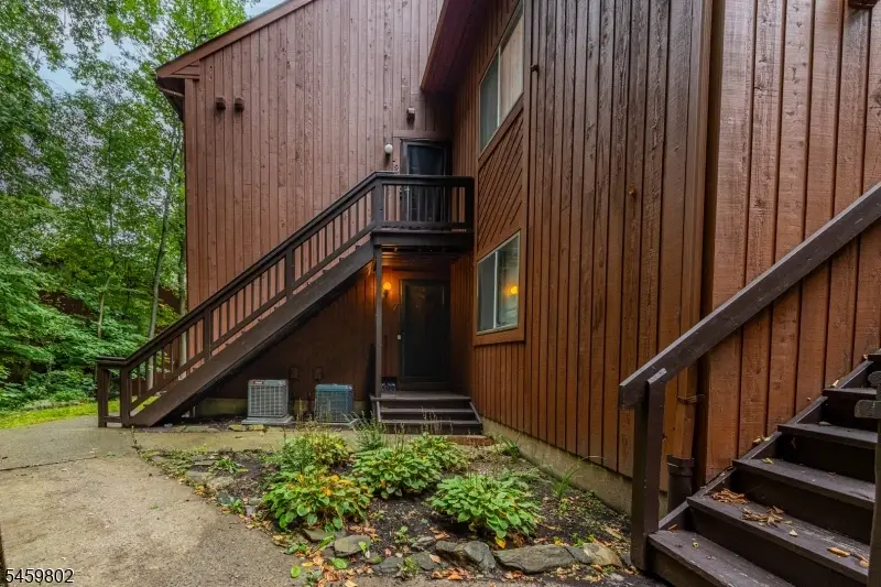 7 Augusta Dr #7, Vernon, NJ 07462 - #3
