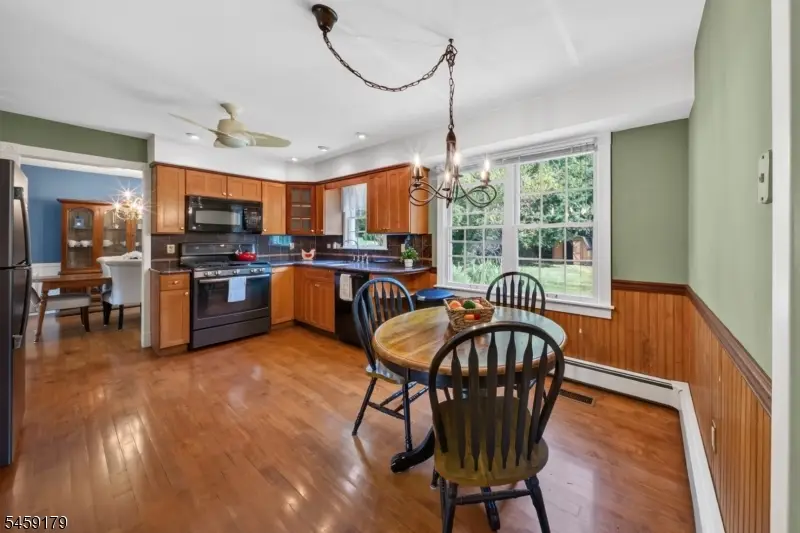 54 Blossom Hill Rd, Clinton, NJ 08833 - #3