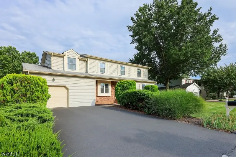 65 Dunedain St, Hillsborough, NJ 08844 - #2