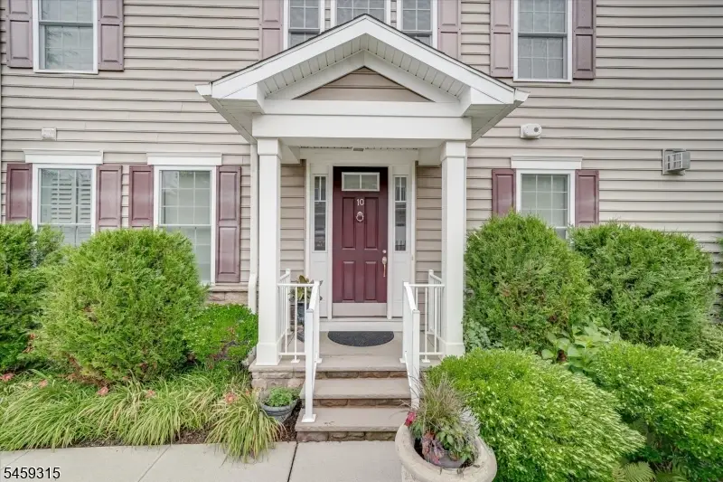 10 Fillmore Dr, Morristown, NJ 07960 - #1