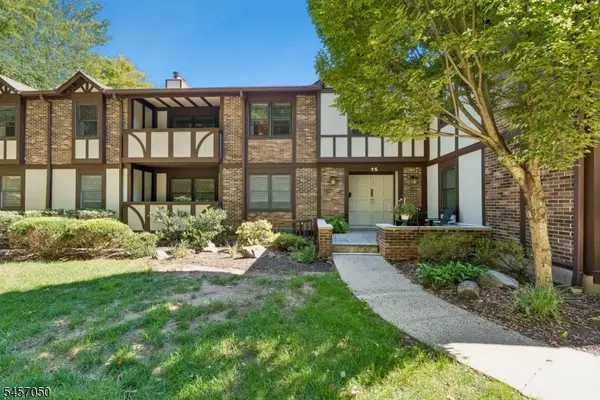 15A Heritage Dr #A, Chatham Twp., NJ 07928
