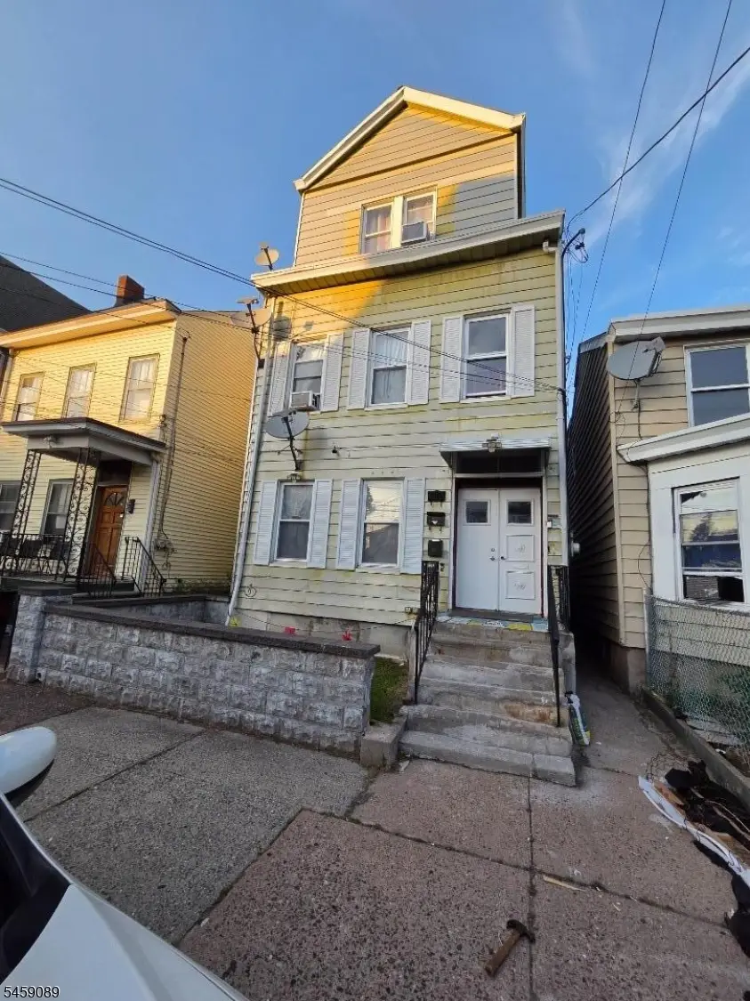 132 Paterson Ave, Paterson, NJ 07502 - #1