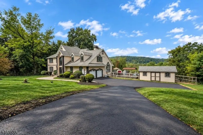24 W Sunset Rd, Pequannock, NJ 07444 - #3