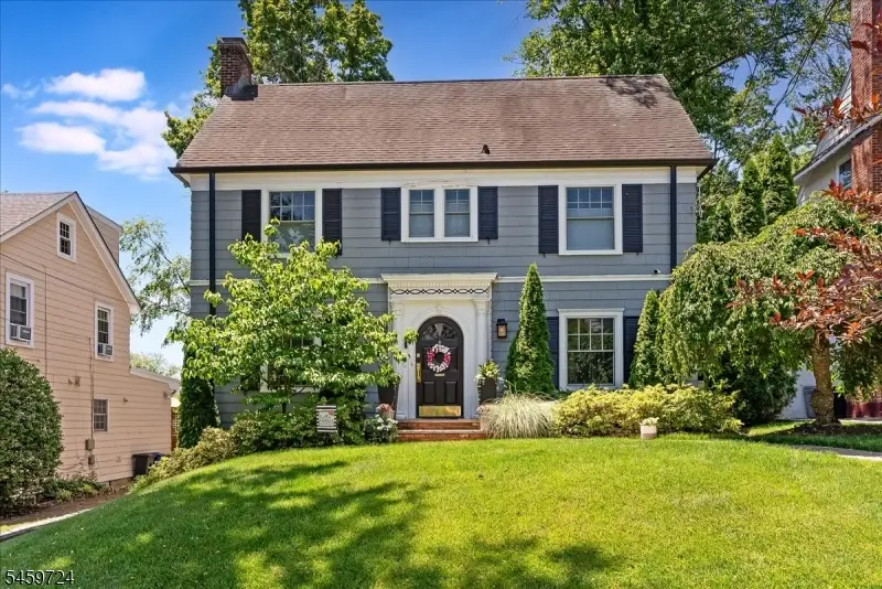 54 Elm St, Millburn, NJ 07041 - #1