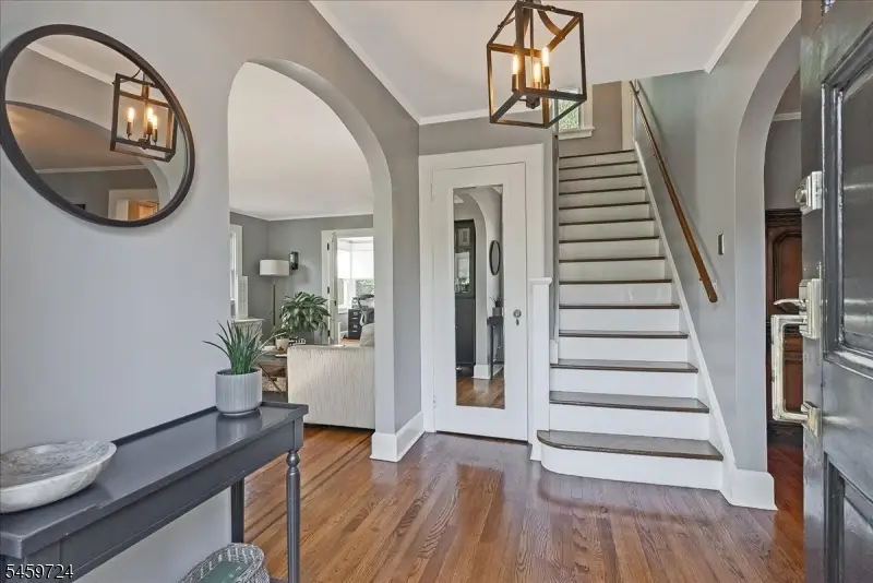 54 Elm St, Millburn, NJ 07041 - #2