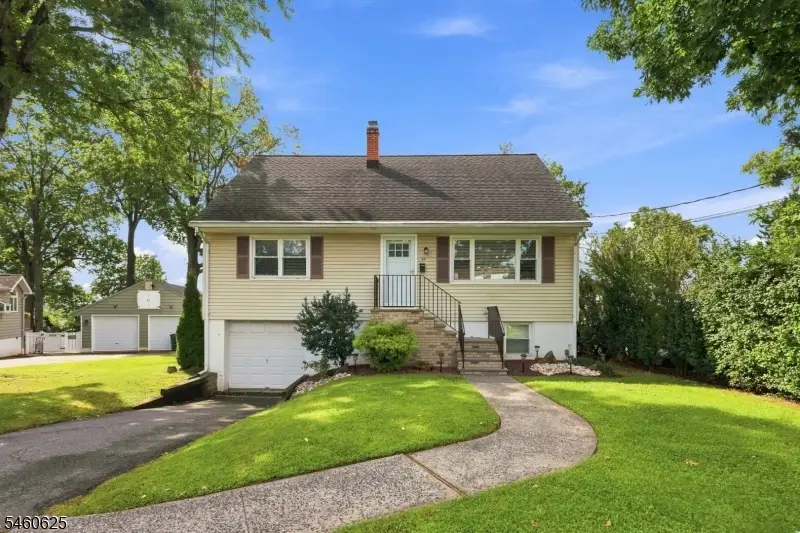 33 Willow Ave, Iselin, NJ 08830 - #1