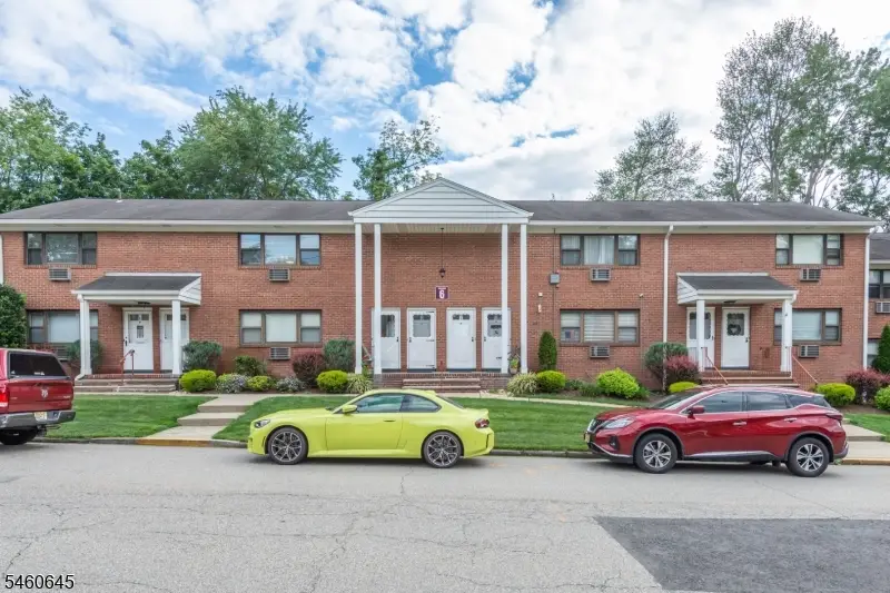 6 Colonial Dr #E, Little Falls, NJ 07424 - #1