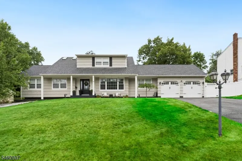 15 Almroth Dr, Preakness, NJ 07470 - #1