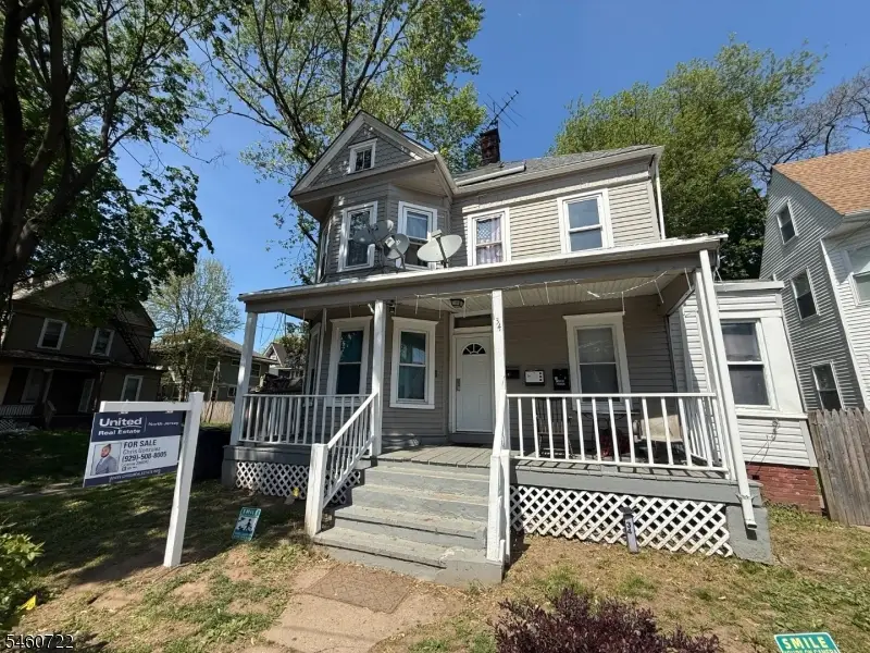 34 Cumberland Ave, Trenton, NJ 08618 - #1