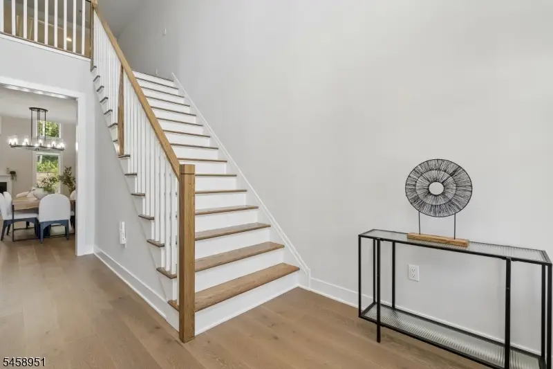 8 Hawfinch Dr, Berkeley Heights, NJ 07922 - #3