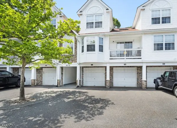 72 Whisper Way E, Roxbury Twp., NJ 07852