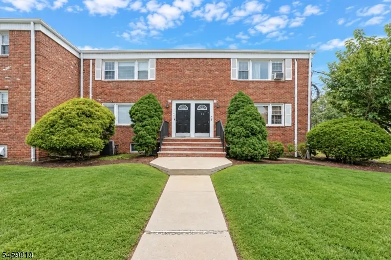 3 Columbia Dr #1A, Finderne, NJ 08807 - #1