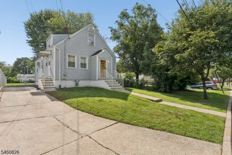 212 E Munsell Ave, Linden, NJ 07036 - #2