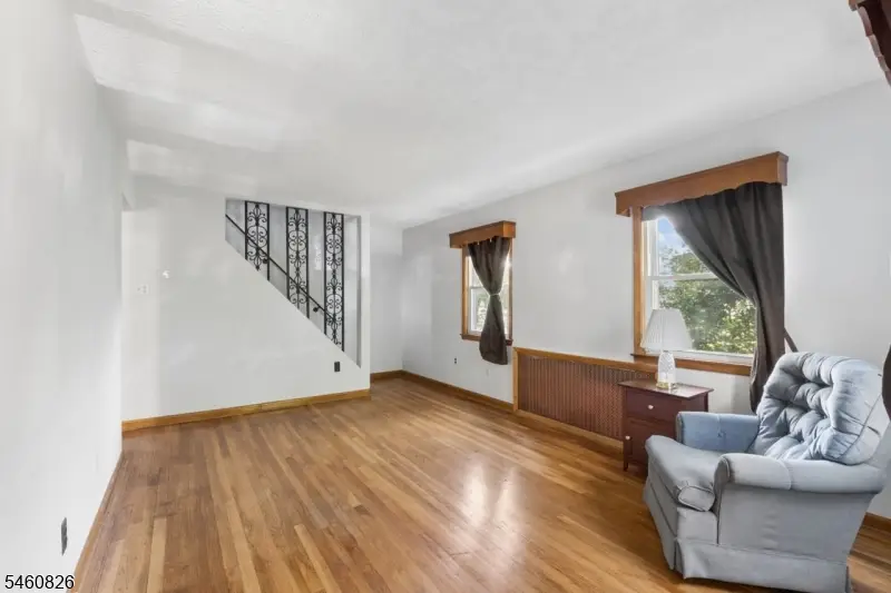 212 E Munsell Ave, Linden, NJ 07036 - #3