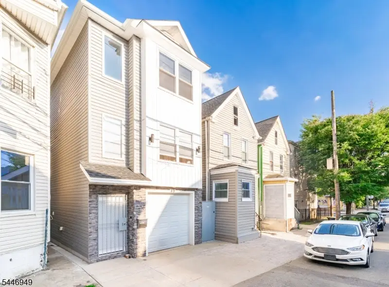 49 N 5th St, Newark, NJ 07107 - #2