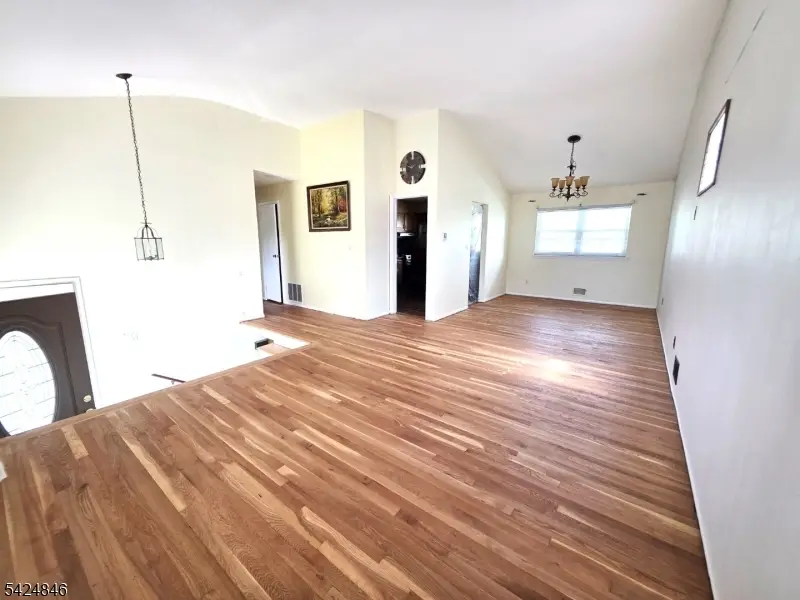 258 N Gaston Ave, Somerville, NJ 08876 - #2
