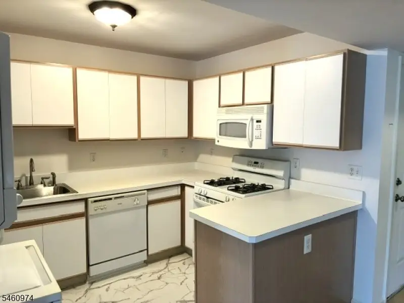166 Falcon Ridge Way N #166, Hamburg, NJ 07419 - #3