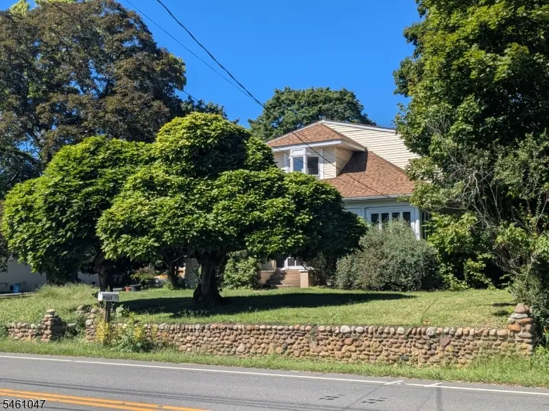 265 S Main St #2, Raritan, NJ 08822 - #1