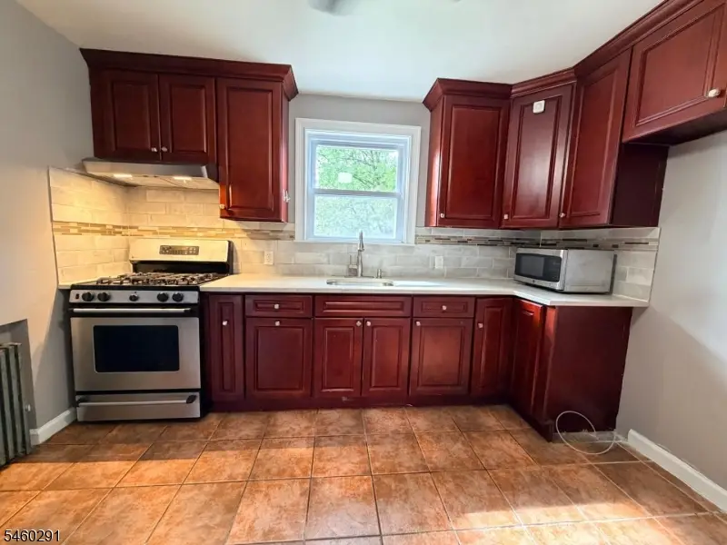 614 Mola Blvd, Elmwood Park, NJ 07407 - #2
