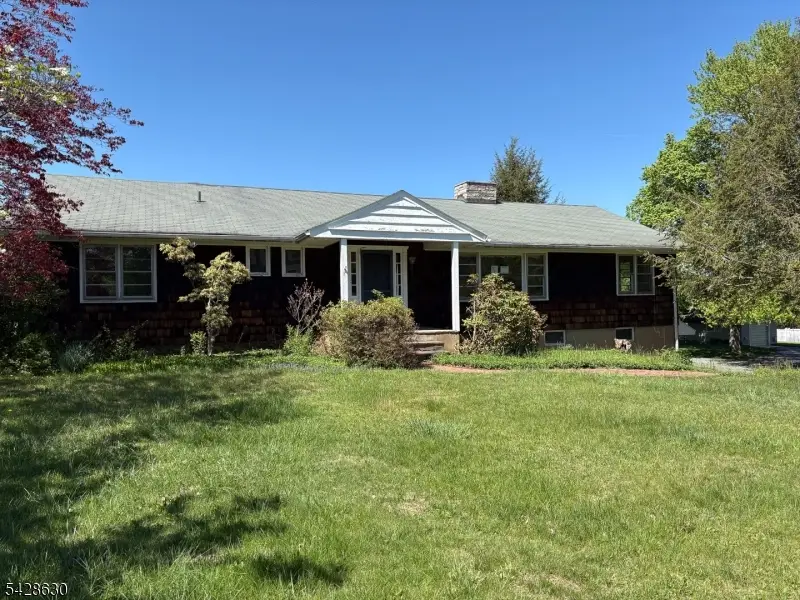 18 Pottersville Rd, Gladstone, NJ 07934 - #2