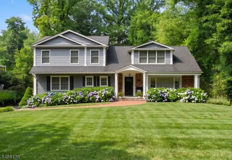 21 Crestwood Dr, Chatham, NJ 07928 - #1