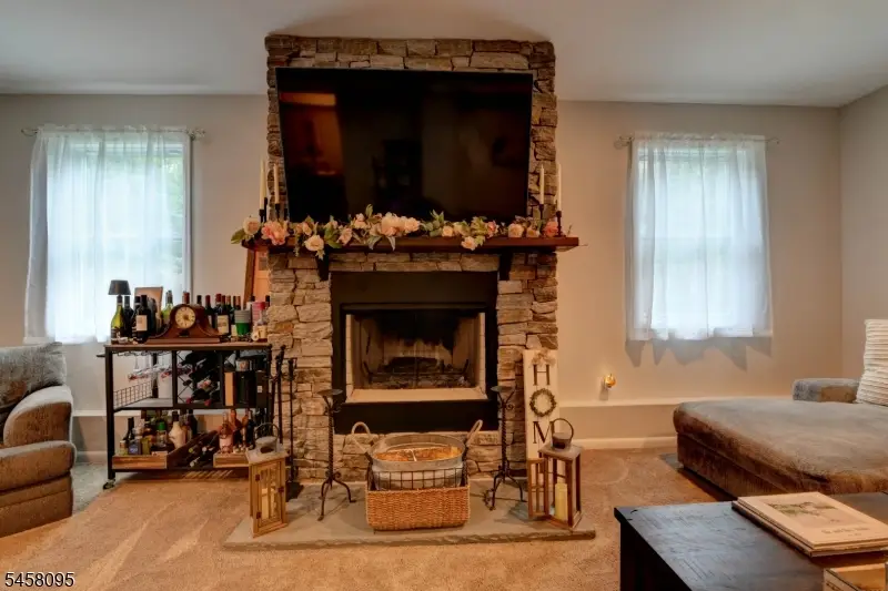 64 Grove St, Oakland, NJ 07436 - #3
