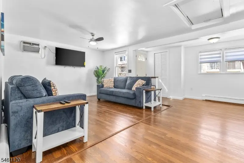 6720 Jackson St, Guttenberg, NJ 07093 - #3