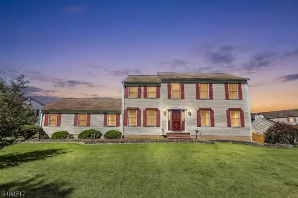 22 Ditmars Cir, Hillsborough Twp., NJ 08844