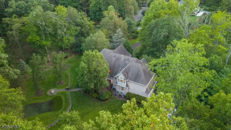 16 Trinity Pl, Warren, NJ 07059 - #1