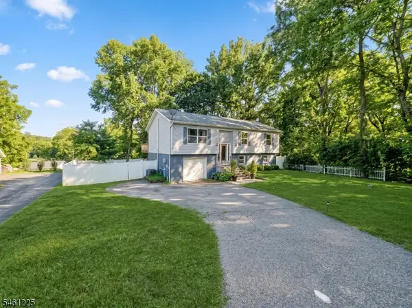 404 Lyndale St, Phillipsburg Town, NJ 08865