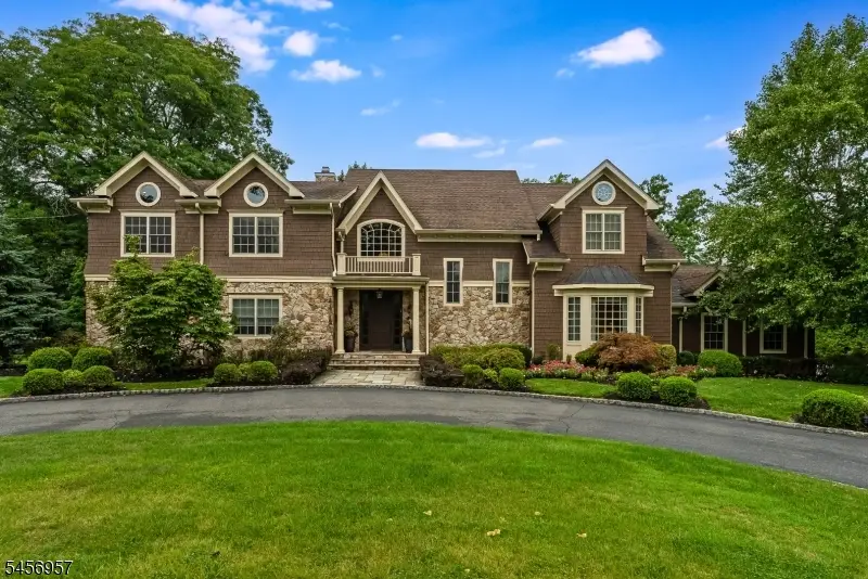 2 Hobson Drive, Livingston, NJ 07039 - #2