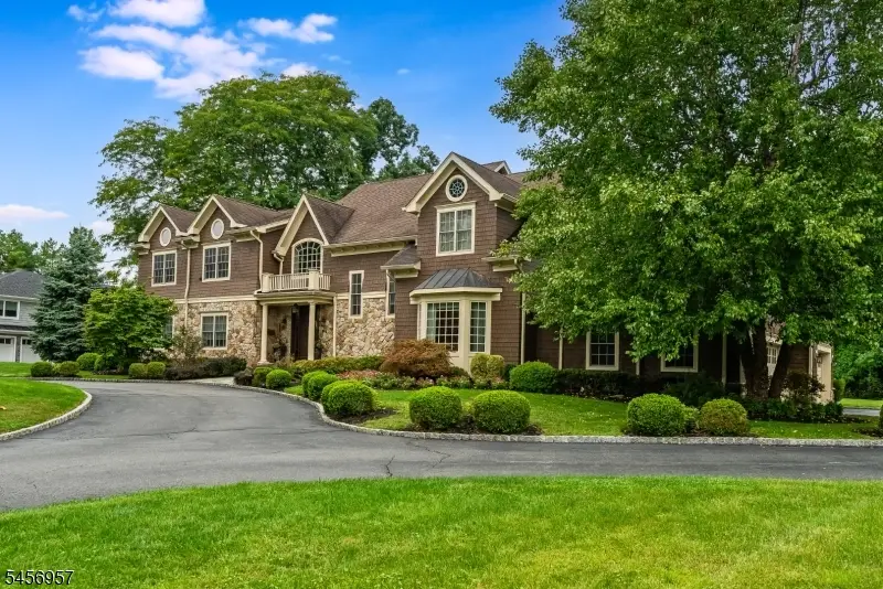 2 Hobson Drive, Livingston, NJ 07039 - #3