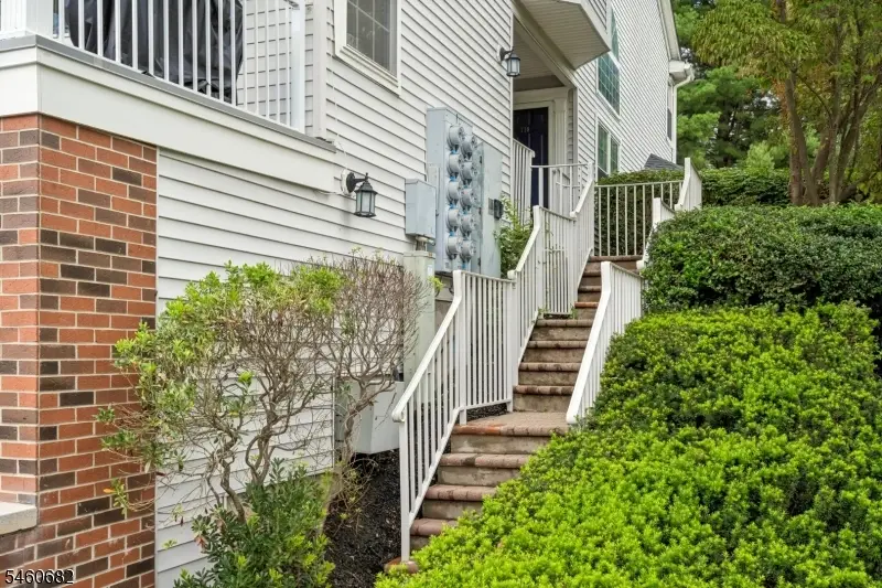 718 Buckland Ct, Denville, NJ 07834 - #2