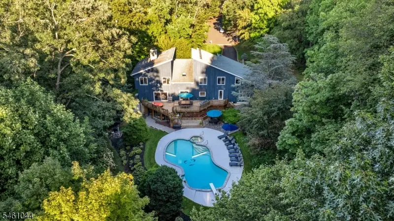 22 Cambridge Dr, Warren, NJ 07059 - #2