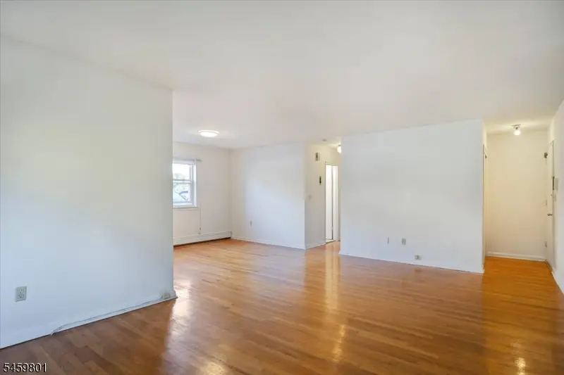300 Claremont Ave, Verona, NJ 07044 - #3