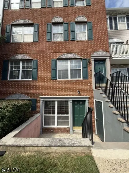 91 Callahan Ct, Newark, NJ 07103 - #1