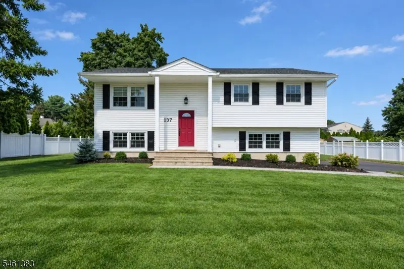 137 Hollywood Ave, Fairfield, NJ 07004 - #1
